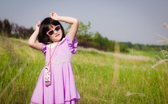 一个上面吃一个面吸视频